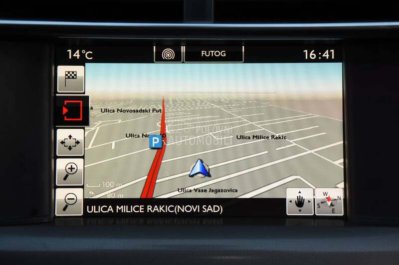 Citroen C4 1.2 i SST CH