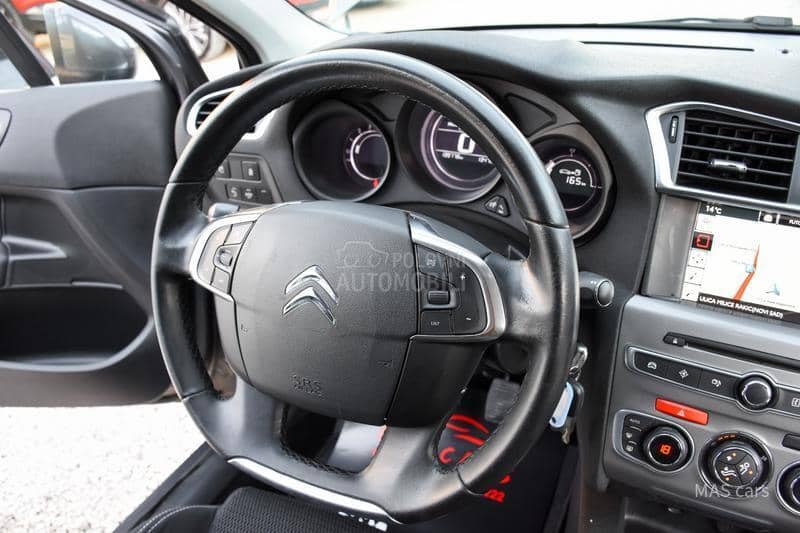 Citroen C4 1.2 i SST CH