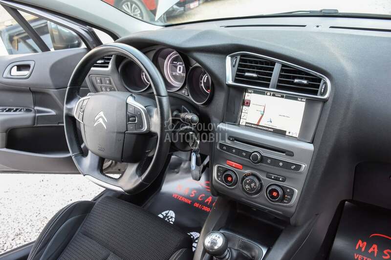 Citroen C4 1.2 i SST CH