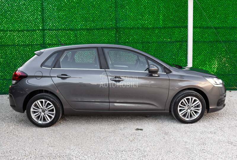 Citroen C4 1.2 i SST CH