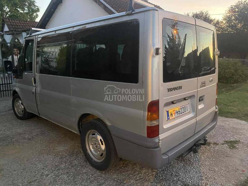 Ford Transit Custom sa tablama
