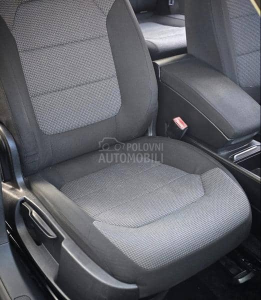 Volkswagen Passat B7 2.0 tdi