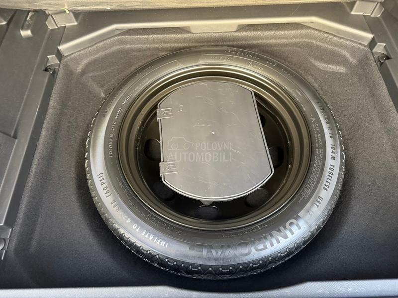 Peugeot 3008 1.5 HDI ALLURE PANO