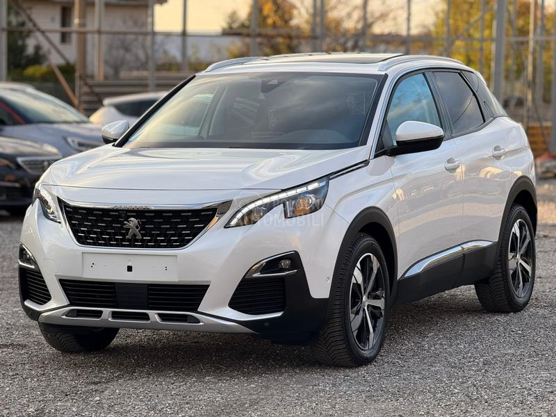 Peugeot 3008 1.5 HDI ALLURE PANO