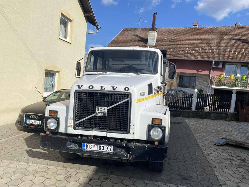 Volvo N1227