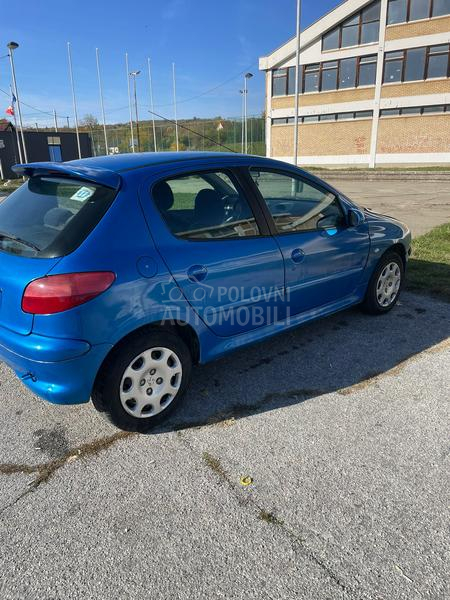 Peugeot 206 