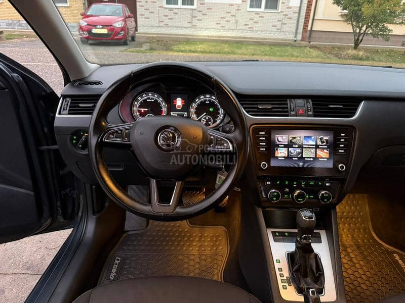 Škoda Octavia 1.6TDI GrTec DSG/NAV