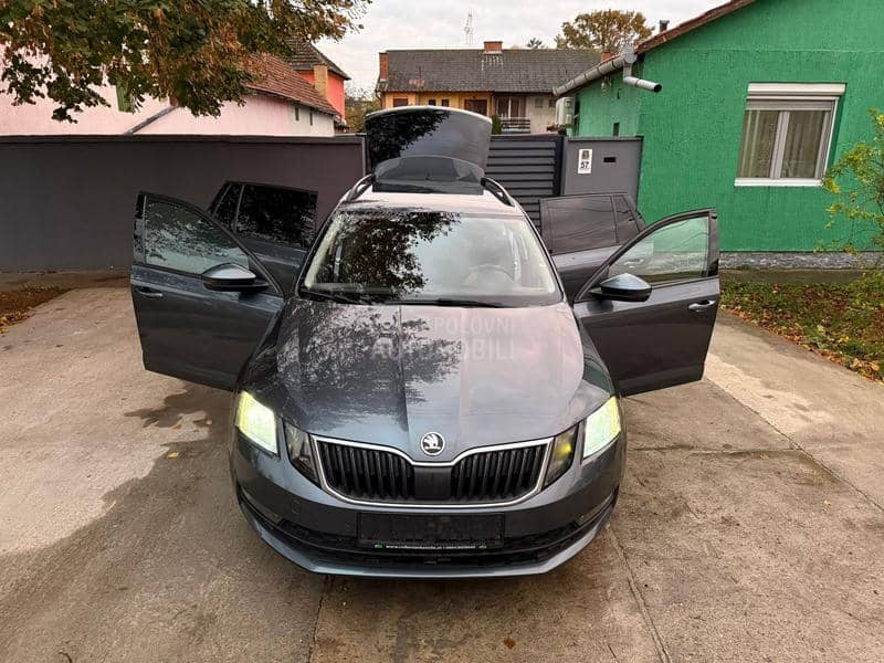 Škoda Octavia 1.6TDI GrTec DSG/NAV