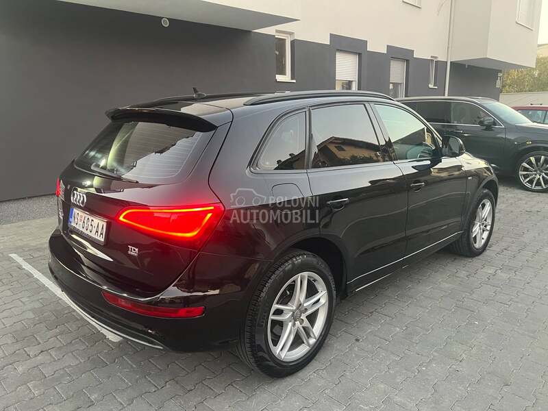 Audi Q5 2.0 S-LINE QUATTRO