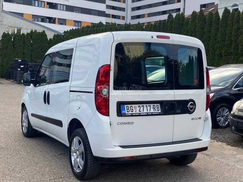 Opel Combo 1,3mjtd dupla vrata