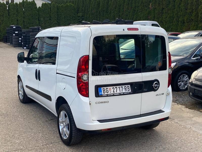 Opel Combo 1,3mjtd dupla vrata