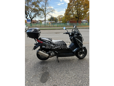 Yamaha Xmax AKRAP Iron max