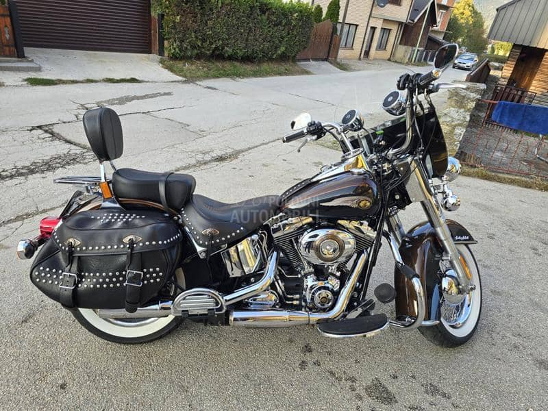 Harley Davidson Heritage Softail FLSTC