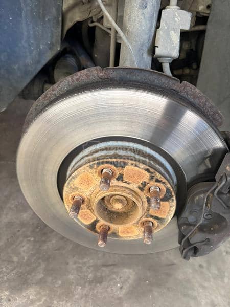 Volvo S40 2.0 HDI Nove gume vl