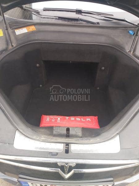 Tesla Model S 85BESPLATNO PUNJENJE