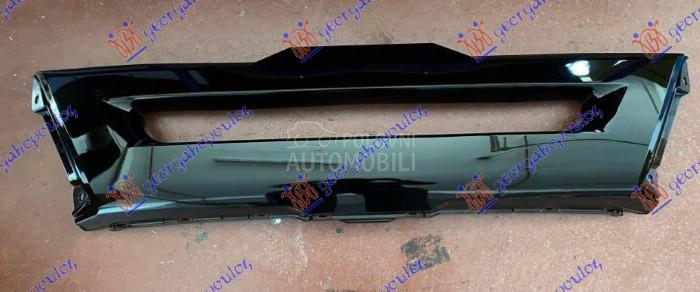 POKLOPAC NA PREDNJEM BRANIKU G