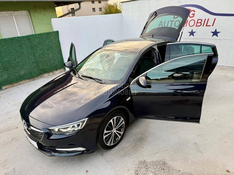 Opel Insignia 1.6CDTI GRAND SPORT