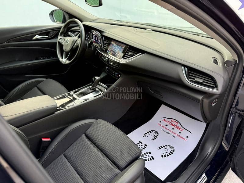 Opel Insignia 1.6CDTI GRAND SPORT