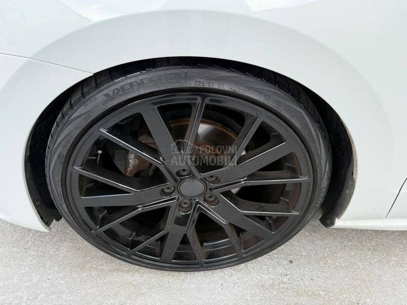 Volkswagen Golf Sportsvan 1.6TDI NAV/FUL/LED