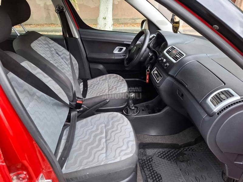 Škoda Roomster 