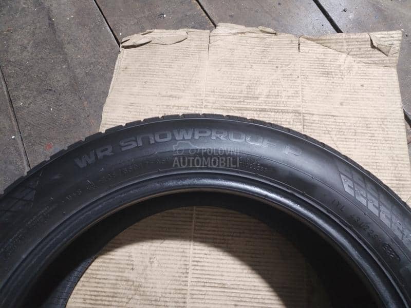 Nokian 205/55 R17 Zimska