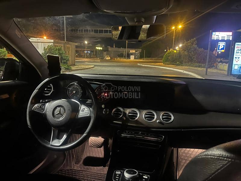 Mercedes Benz E 200 W213