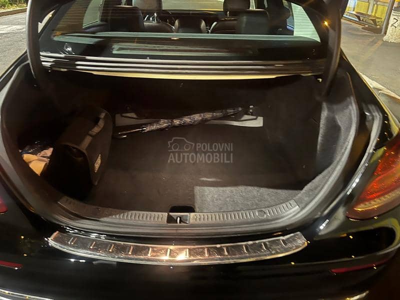 Mercedes Benz E 200 W213