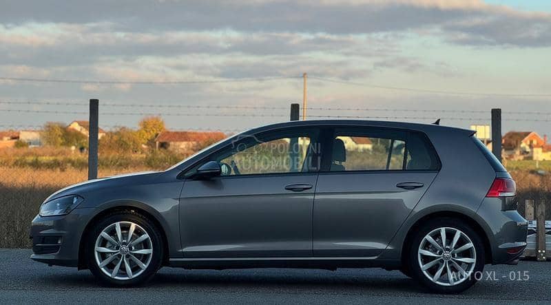 Volkswagen Golf 7 1.6 TDI / HIGHLINE