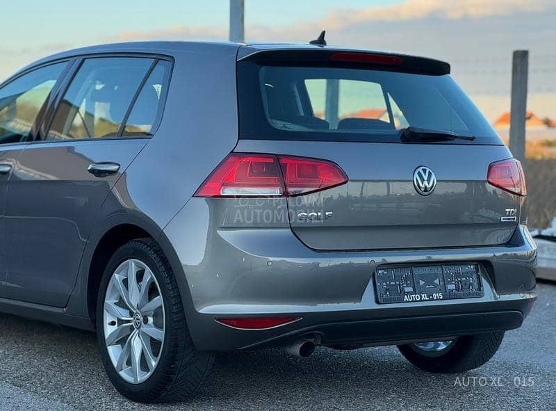 Volkswagen Golf 7 1.6 TDI / HIGHLINE