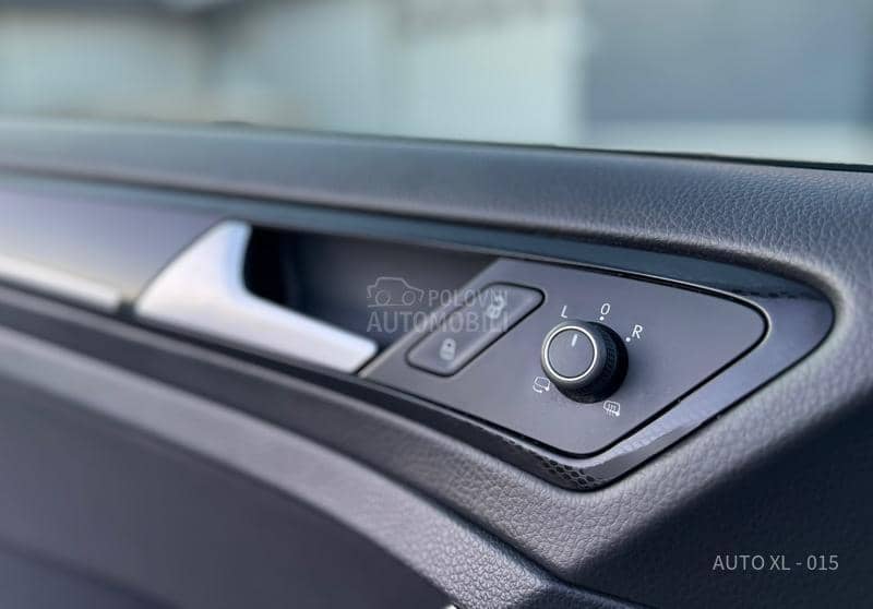Volkswagen Golf 7 1.6 TDI / HIGHLINE