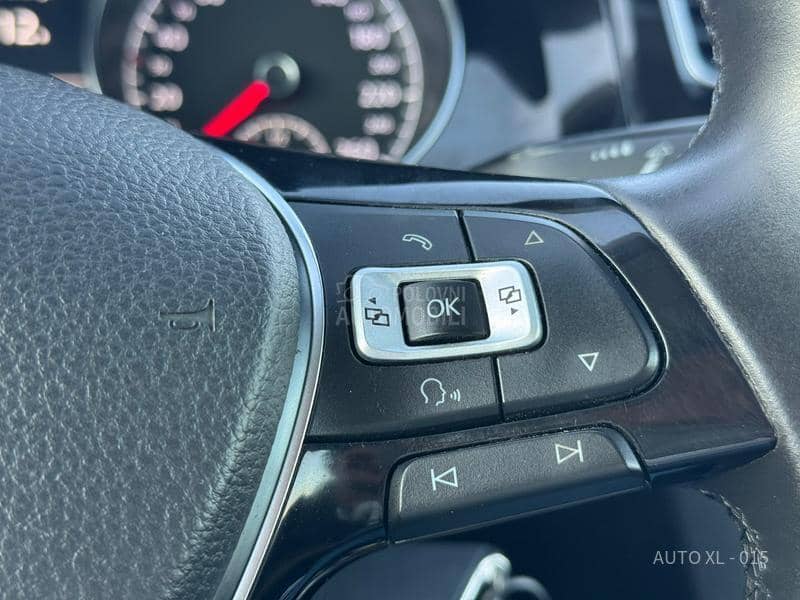 Volkswagen Golf 7 1.6 TDI / HIGHLINE