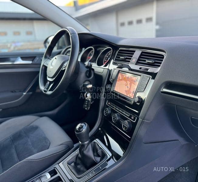 Volkswagen Golf 7 1.6 TDI / HIGHLINE