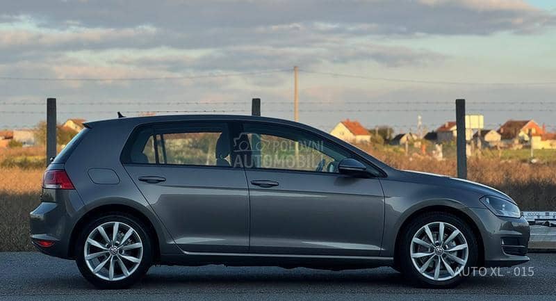 Volkswagen Golf 7 1.6 TDI / HIGHLINE