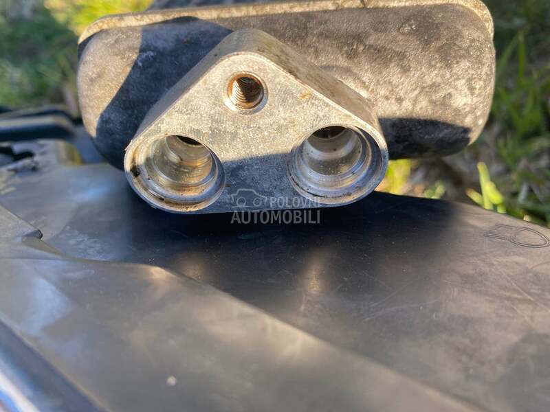 Hladnjak ulja menjaca 2284241