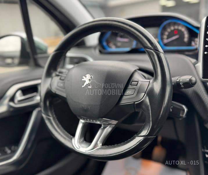 Peugeot 2008 1.6 E HDI / ALLURE