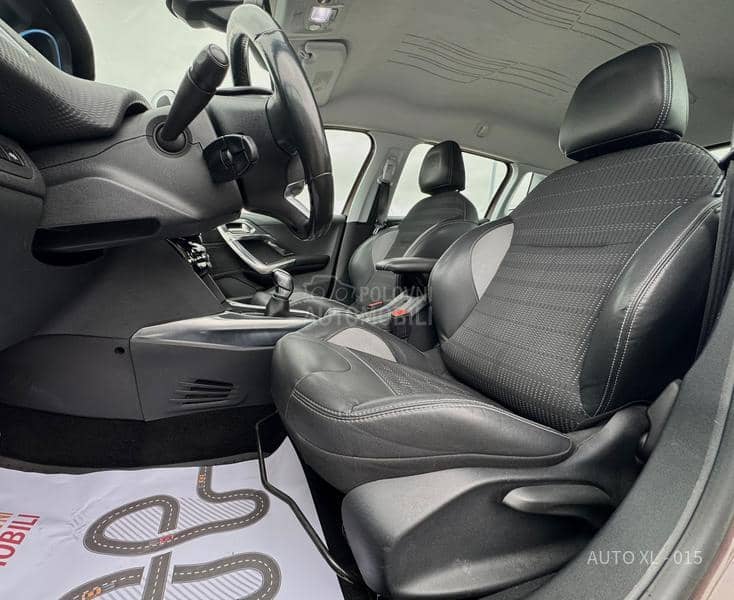 Peugeot 2008 1.6 E HDI / ALLURE