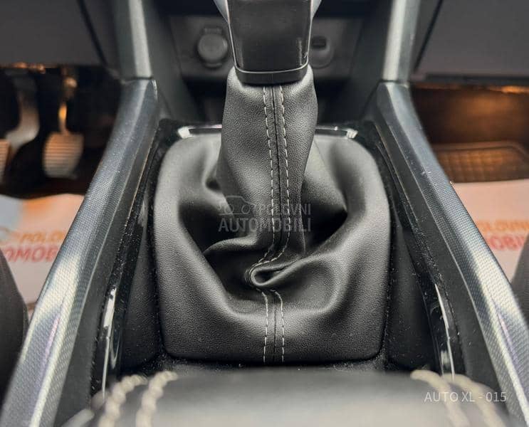 Peugeot 2008 1.6 E HDI / ALLURE