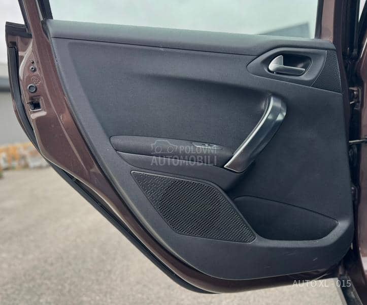 Peugeot 2008 1.6 E HDI / ALLURE