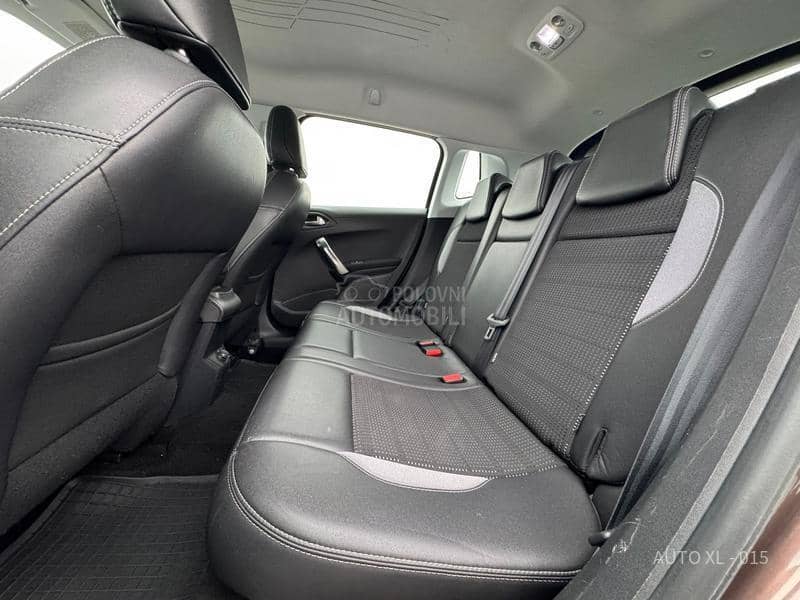 Peugeot 2008 1.6 E HDI / ALLURE