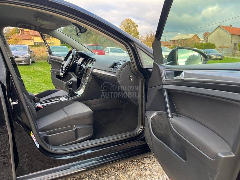 Volkswagen Golf 7 1.6 TDI Trendline