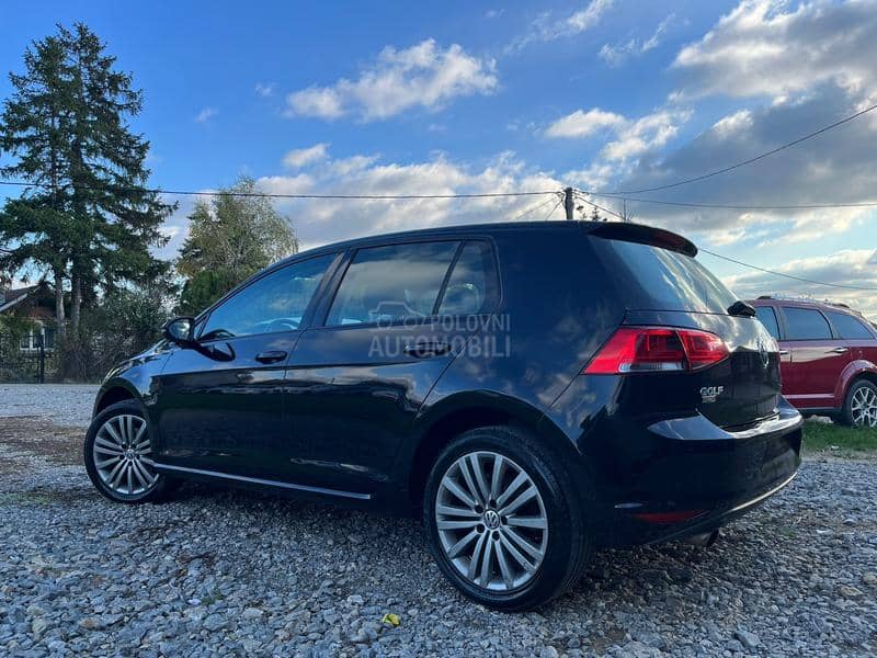 Volkswagen Golf 7 1.6 TDI Trendline