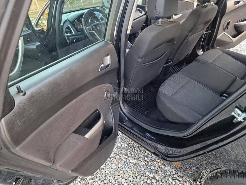 Opel Astra J 1.4 B.E.N.Z.I.N