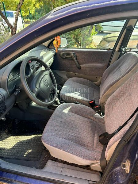 Opel Corsa B 1.4 ECOTEC