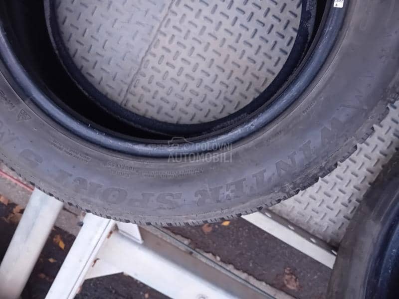 Dunlop 215/65 R16 Zimska