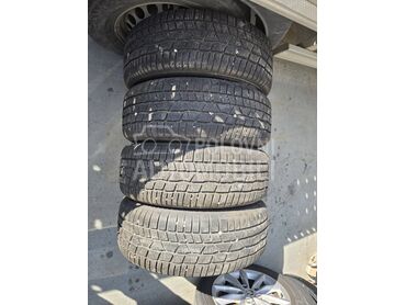 Continental 215/60 R16 Zimska