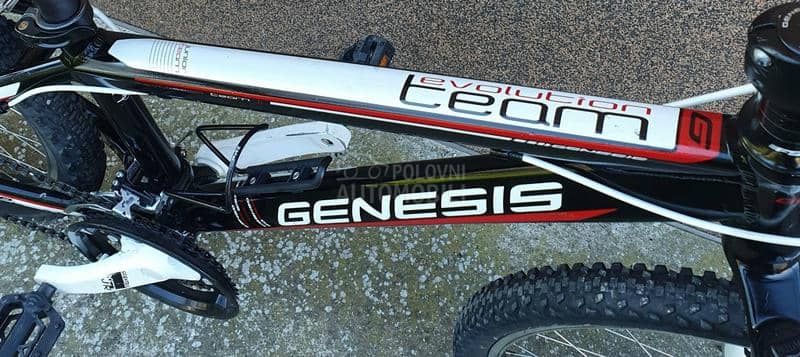 Genesis EVOLUTION TEAM 24 ALU