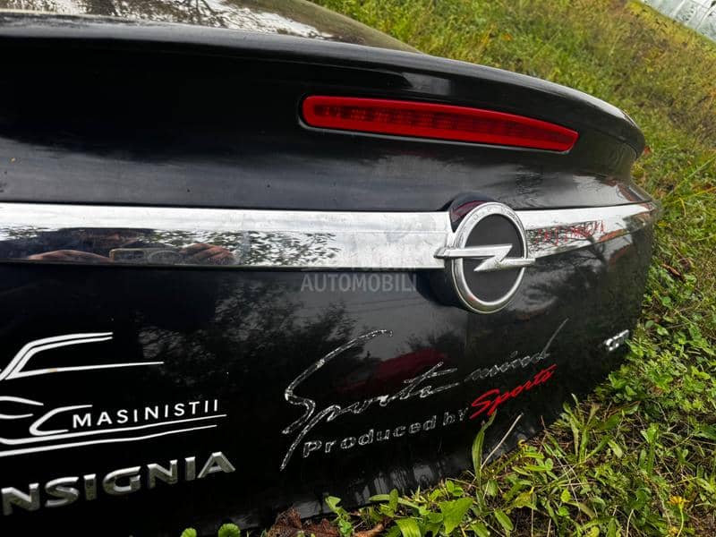 Hrom lajsna hedzbek limuzina