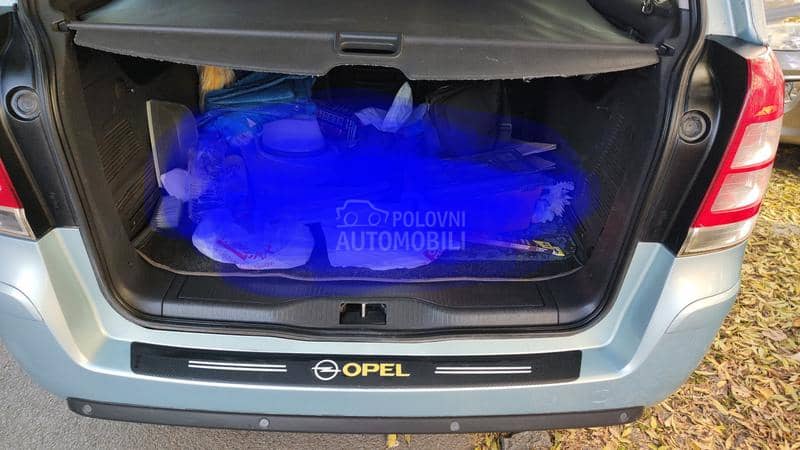 Opel Zafira 1,6 turbo metan