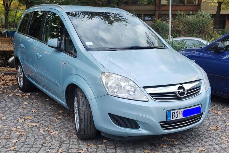 Opel Zafira 1,6 turbo metan