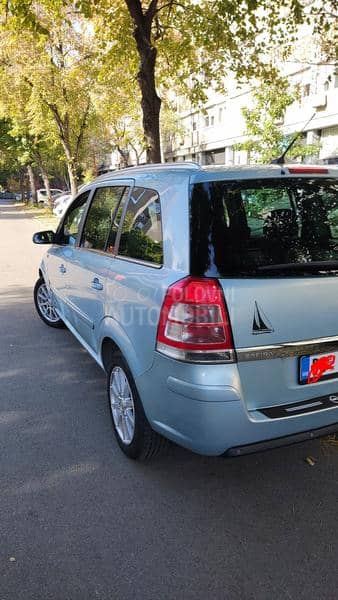 Opel Zafira 1,6 turbo metan